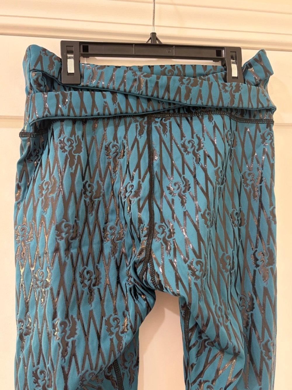 Teal Patterned Leggings - Unknown Brand - Picture 5 of 9